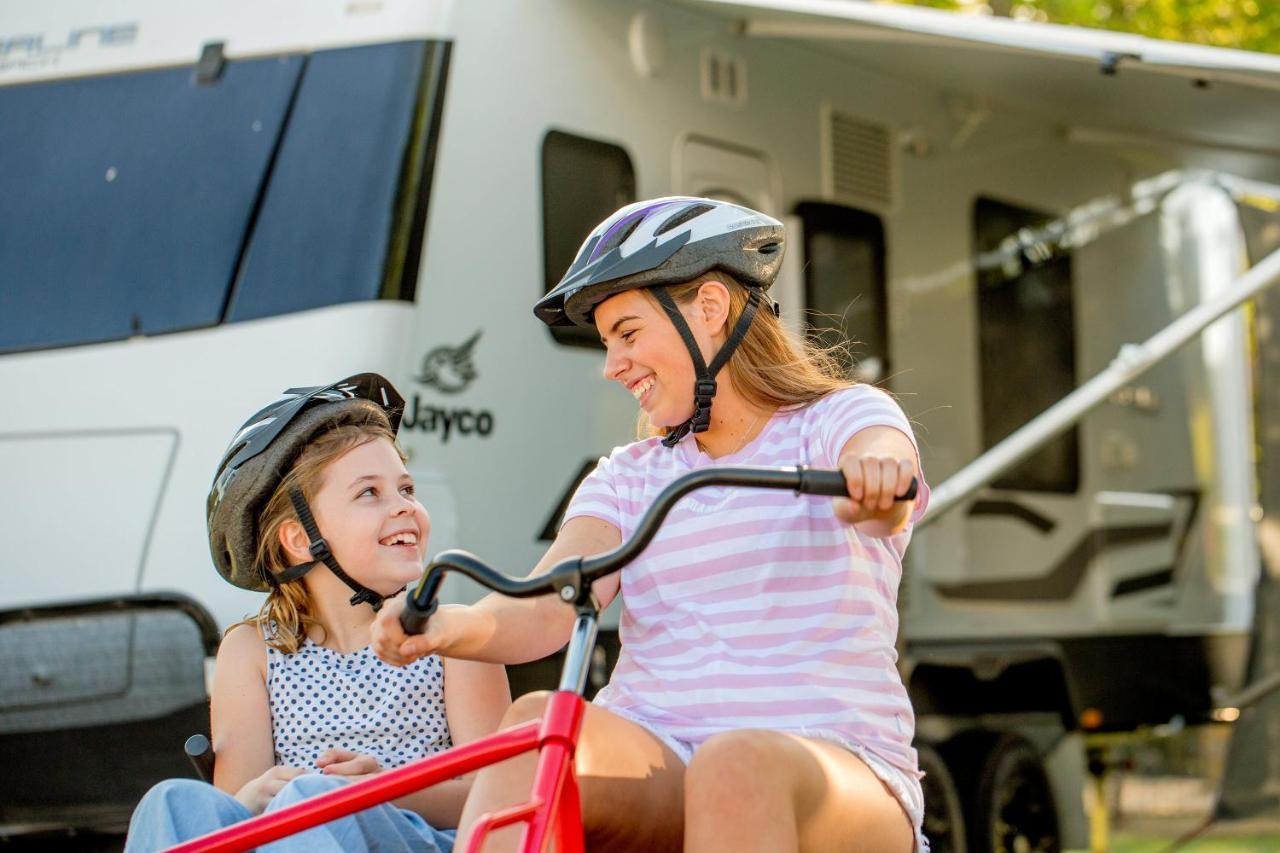 Nrma Ballarat Holiday Park 外观 照片
